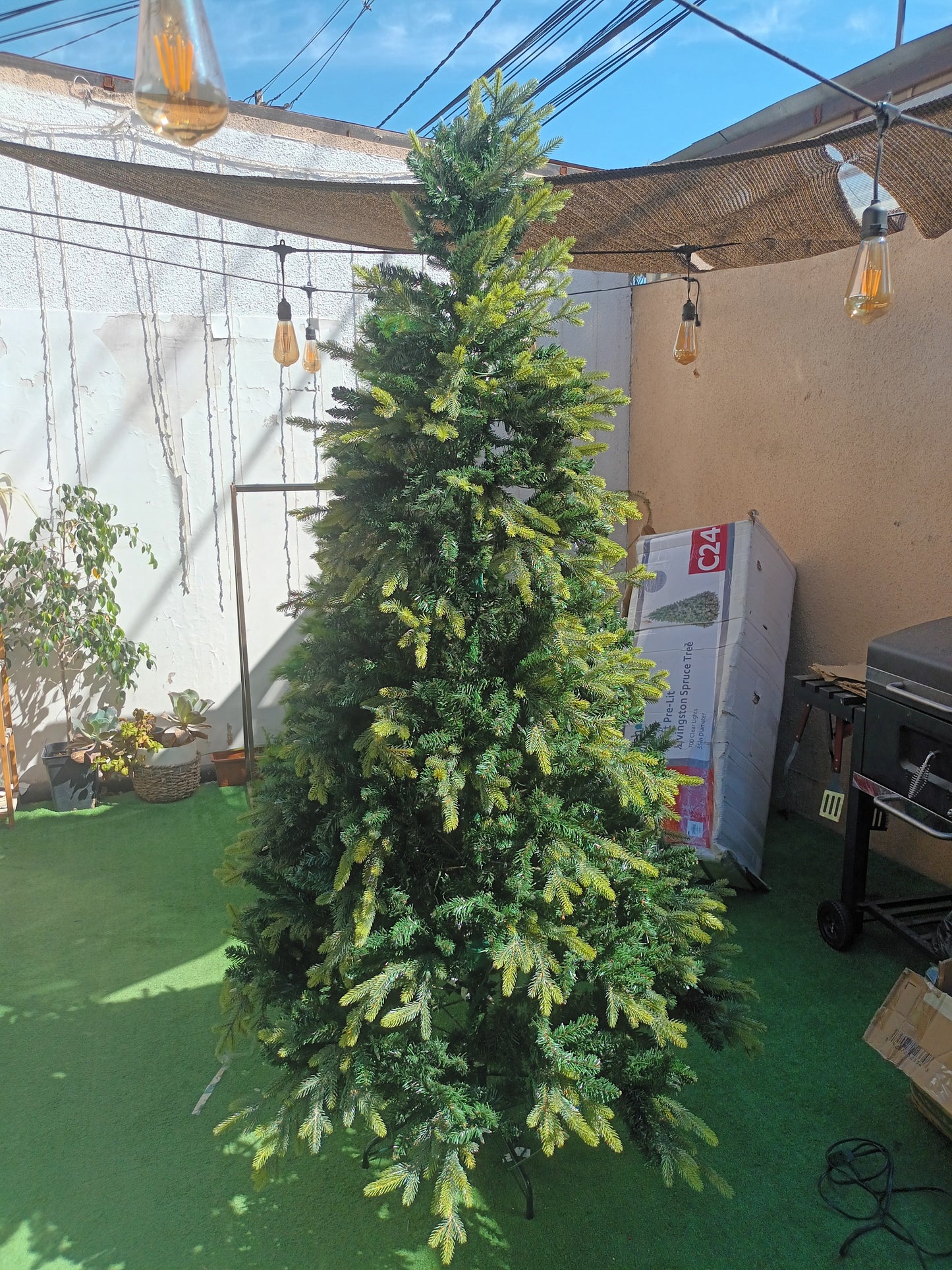 Arbol de navidad americano 2.30 mt única unidad